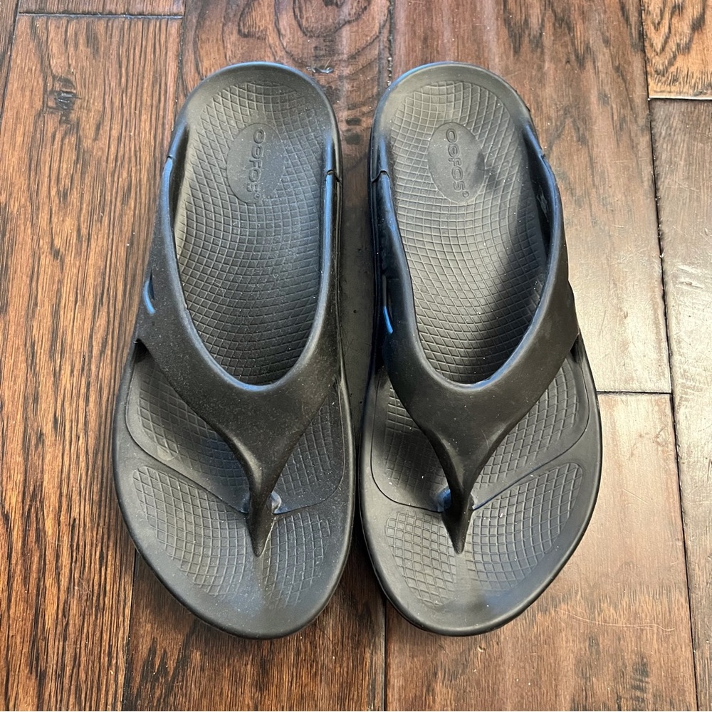 OOFOS Original Recovery Thong Sandals